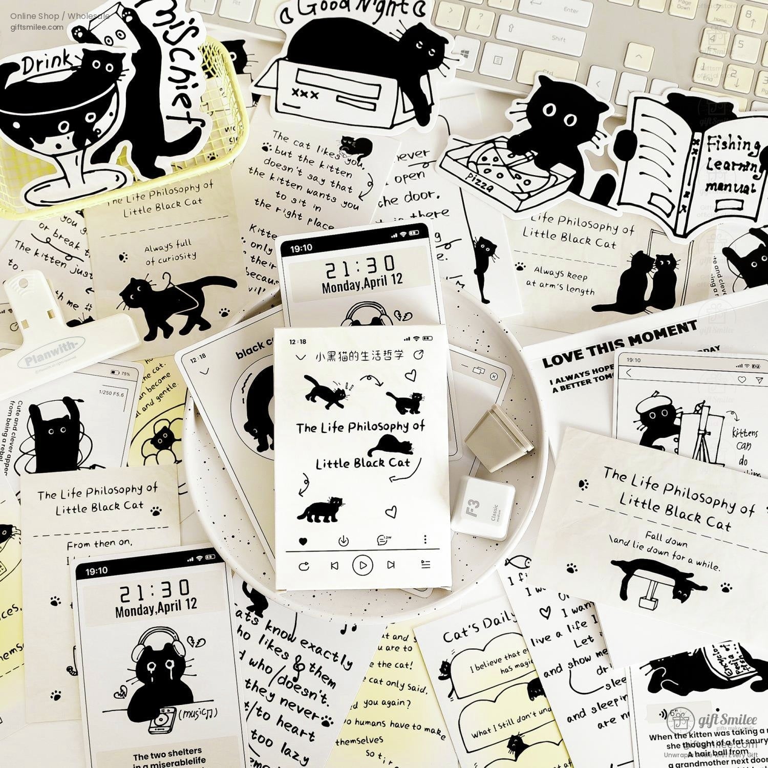 Matte Black‑And‑White Cat Illustrations Thick Cardstock Assorted Die‑Cut Rectangular 4C Printing Postcard Set | KS-CC-273