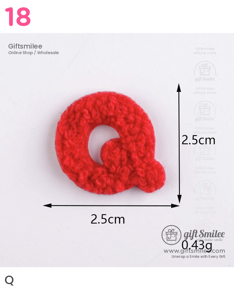 Red crochet letter Q applique soft textured yarn small size 25 cm lightweight at 043 g